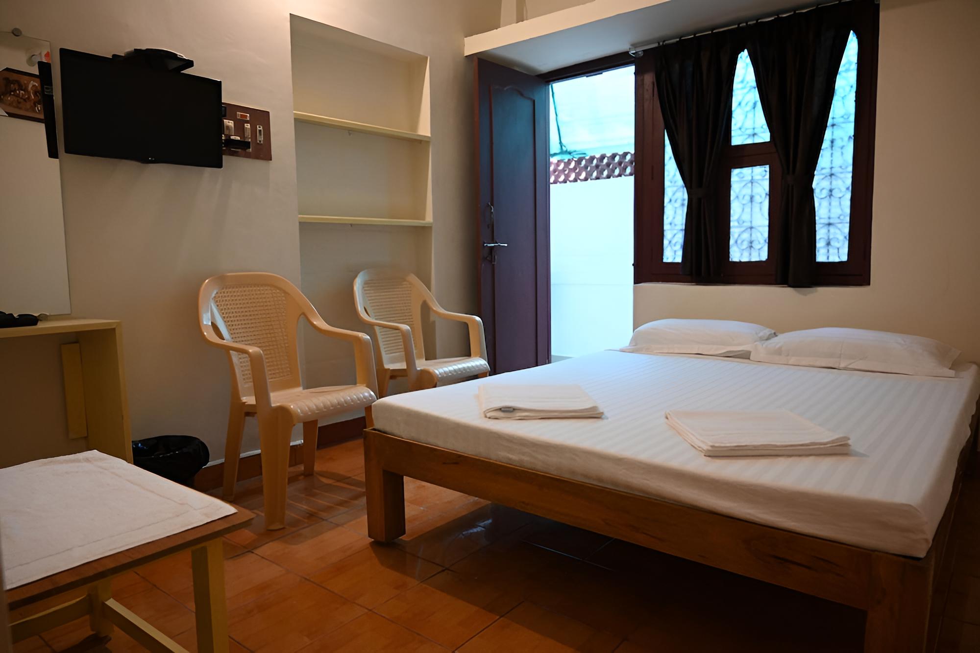 Standard Room (AC) photo 1