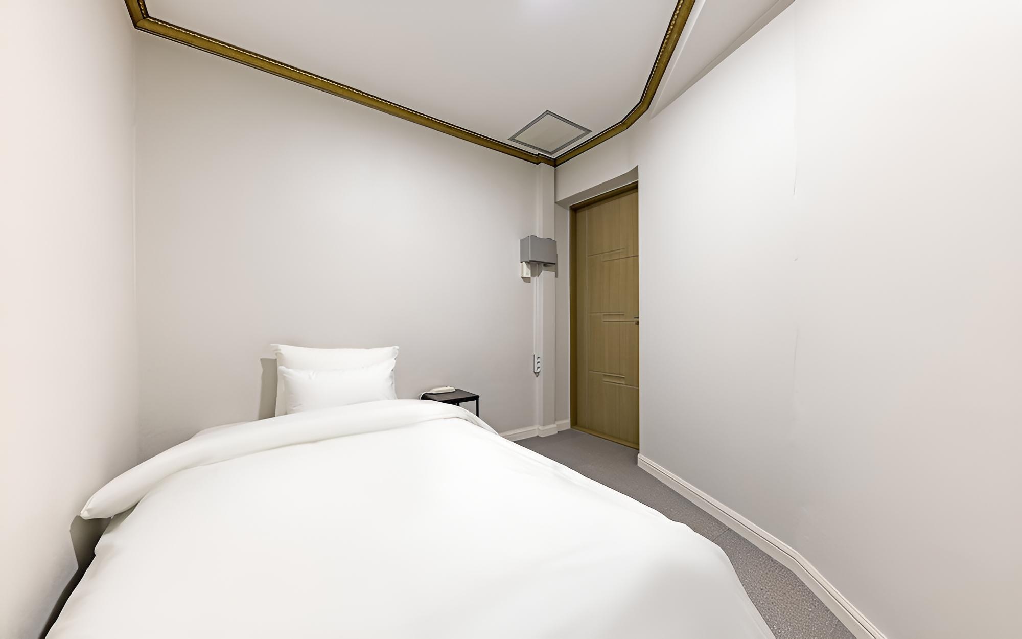 Room (Suite (inquiry about accommodation)) - Photo 13