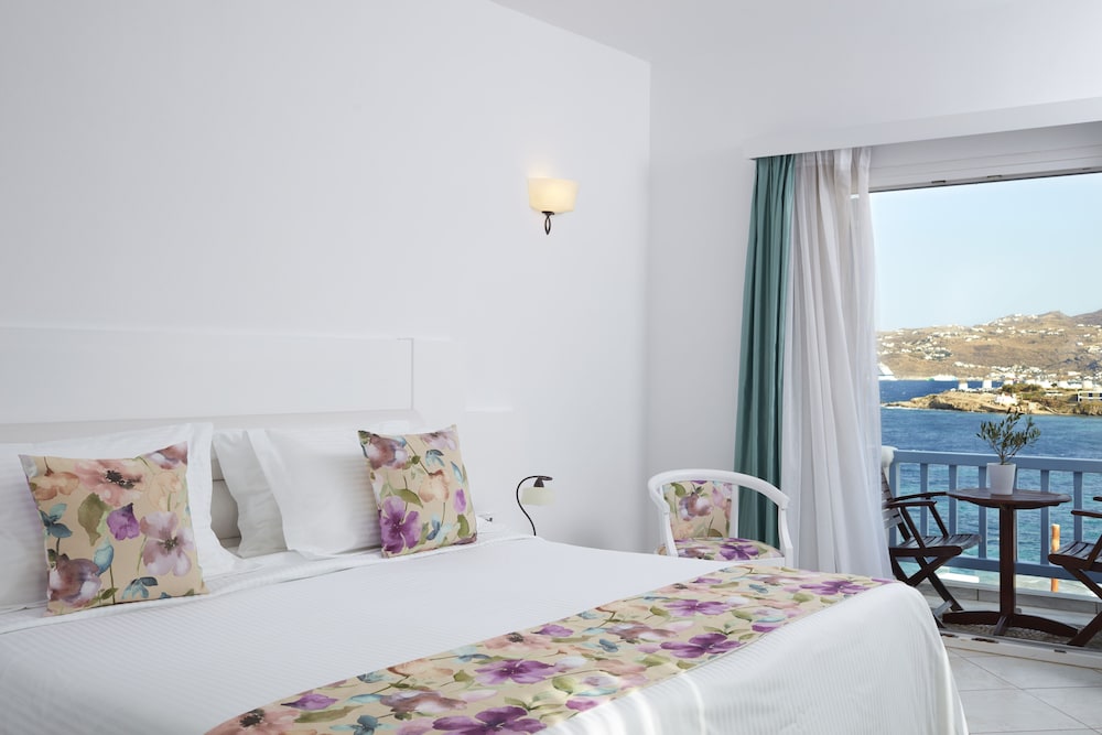 Deluxe Room, Sea View photo 2