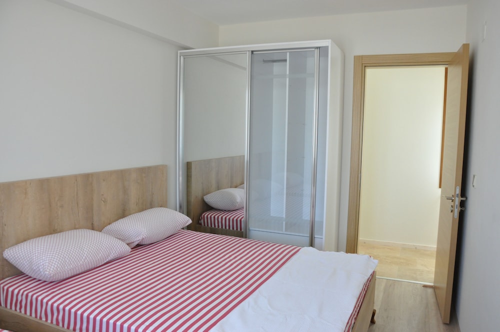Family House, 1 Bedroom, Sea View, Courtyard Area photo 1
