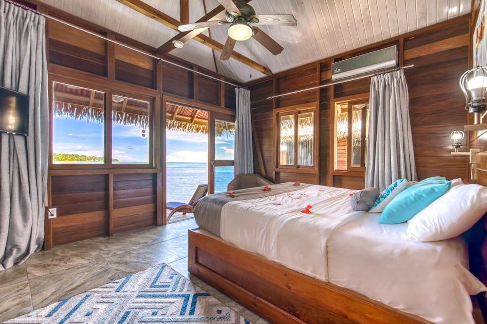 Caribbean Bungalow With Sea View