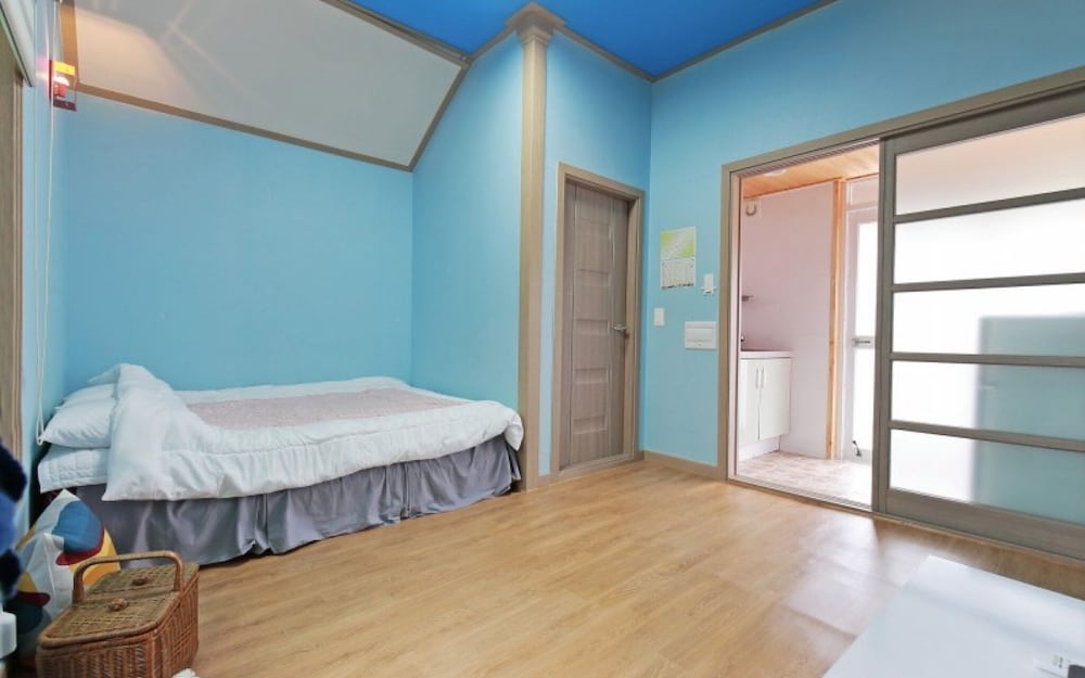 Room (Small 2 (Individual Terrace)) photo 1