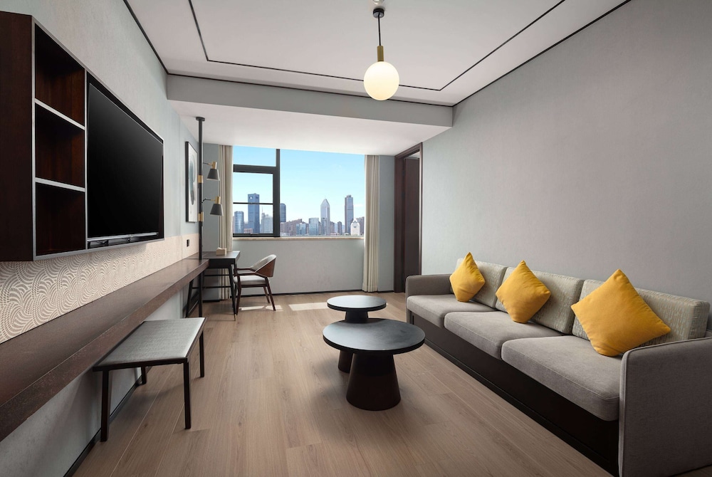 Executive Suite, 1 King Bed, Non Smoking