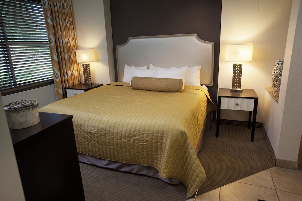 Family Suite, 2 Bedrooms - Photo 4