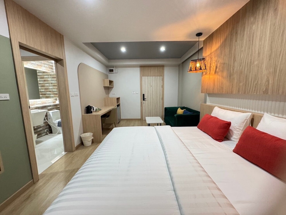Deluxe Double Room - Photo 4