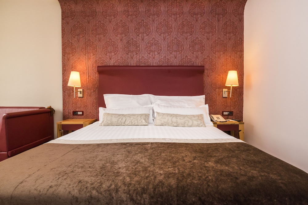 Classic room, Park side - Photo 1