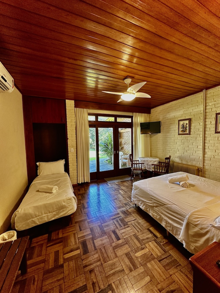 Triple Room photo 2