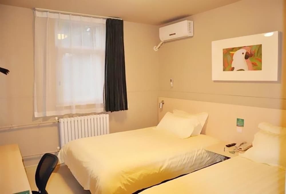 Twin Room (C) photo 1