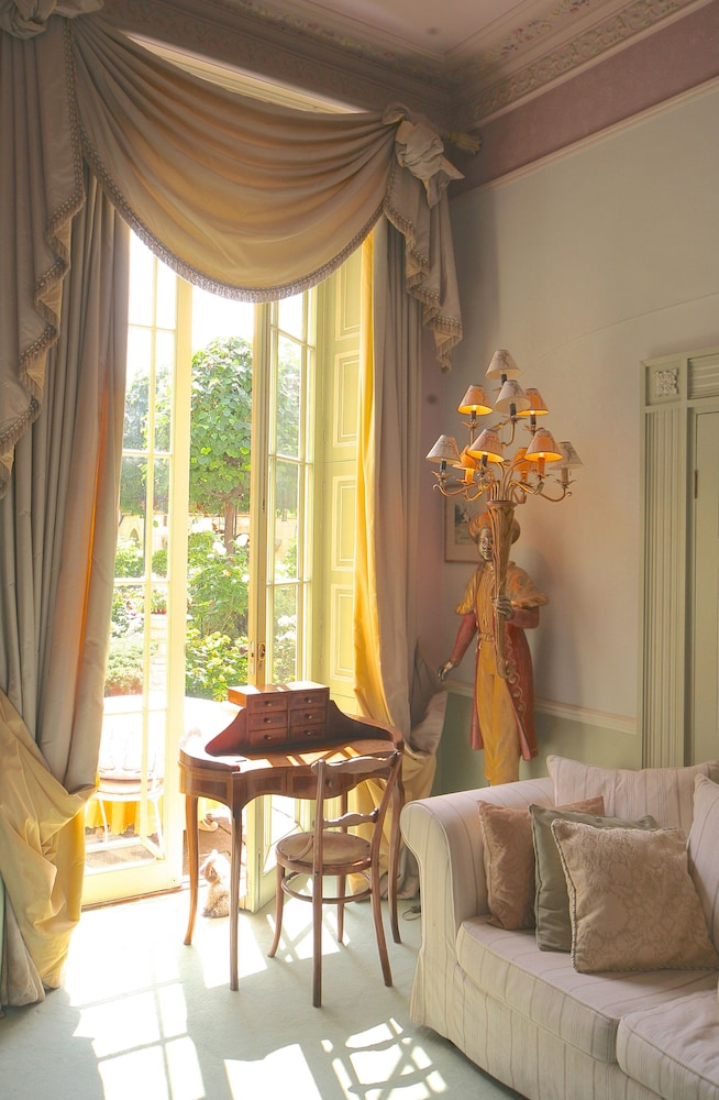 Charlotte Junior Suite photo 3