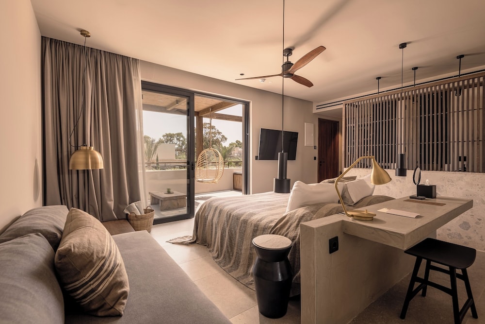 Grand Junior Suite with Jacuzzi