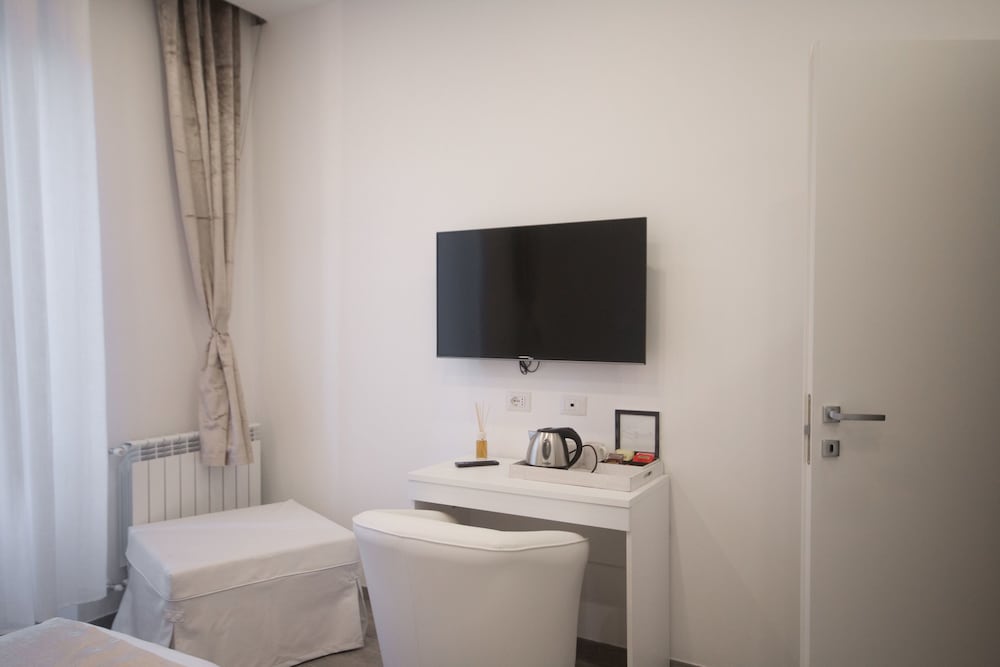 Superior Triple Room photo 2
