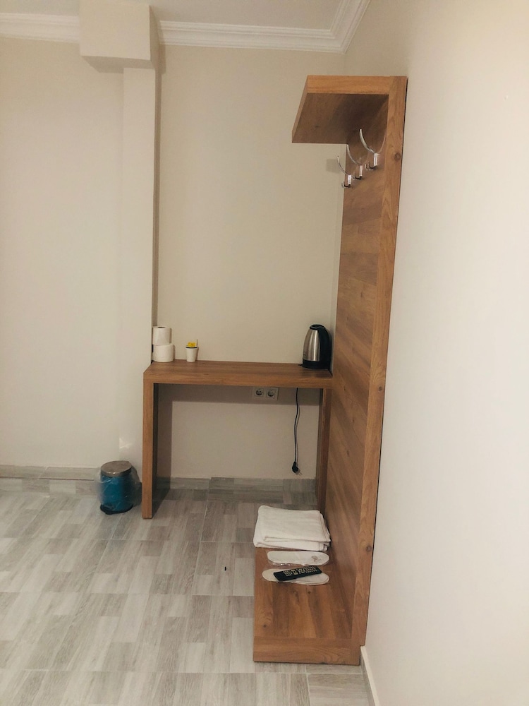 Standard Room photo 3