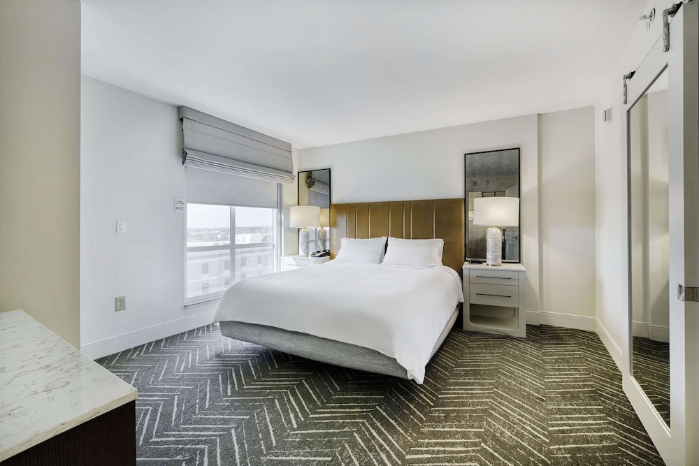 Room, 1 King Bed, Accessible, Non Smoking - Photo 2
