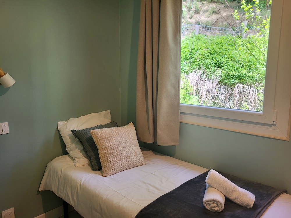 Superior Twin Room photo 2