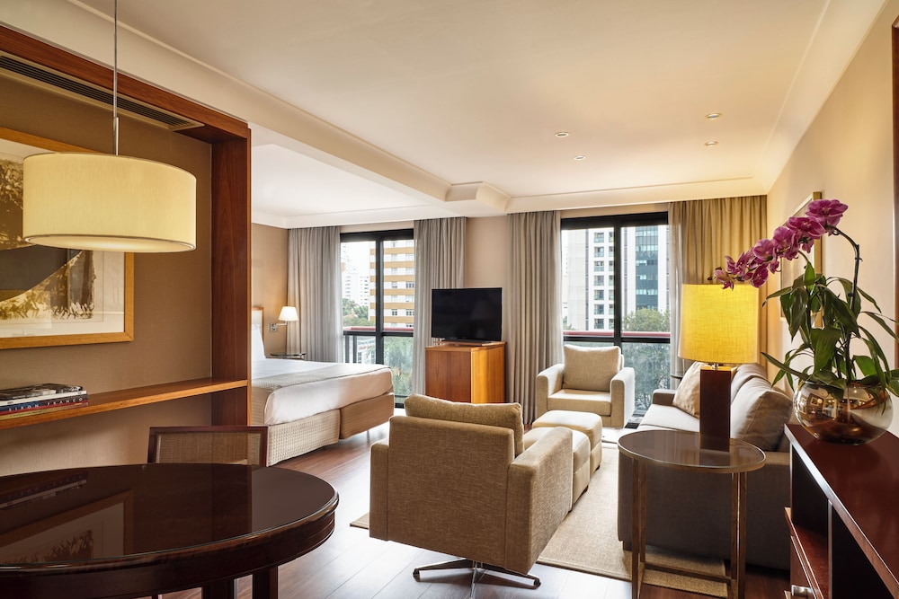 Deluxe Suite - Photo 4