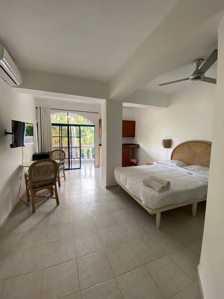 Single Room, Balcony, Pool View