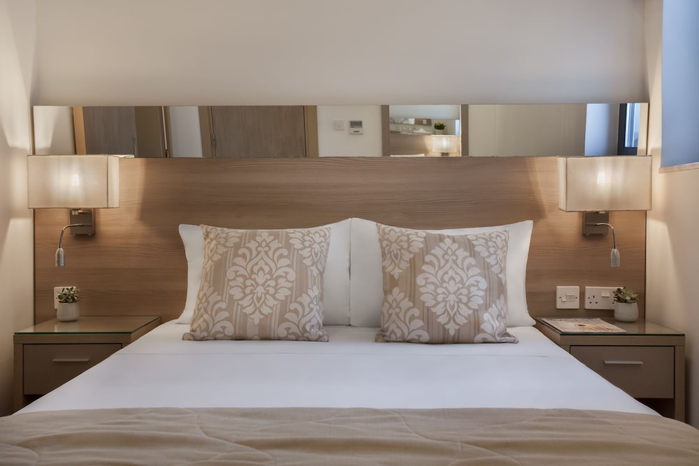 Standard Double or Twin Room - Photo 2