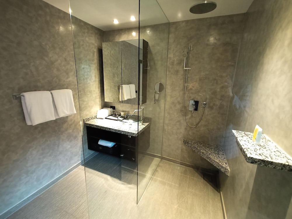 Deluxe Double or Twin Room, 1 Double or 2 Twin Beds - Photo 5
