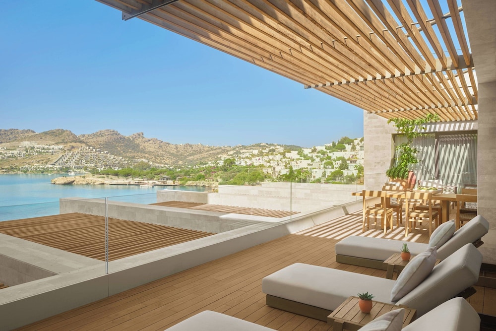 Suite, 2 Bedrooms, Balcony, Sea View (Yalikavak) thumbnail 6