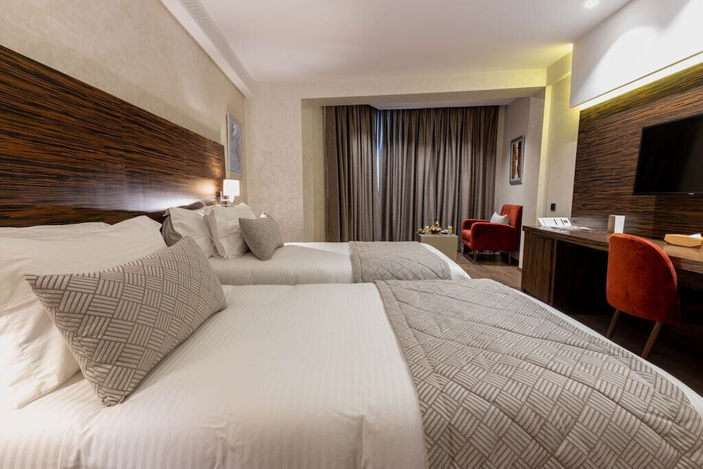 Standard Double or Twin Room photo 1