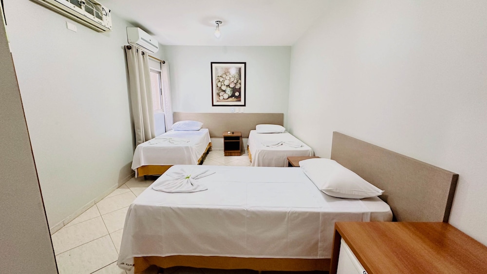 Economy Quadruple Room photo 1