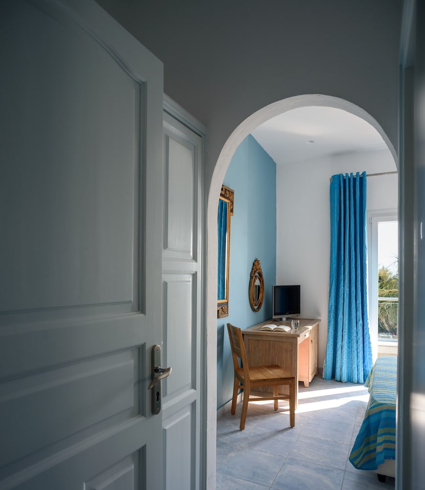 Superior Double Room, Sea View - Photo 4