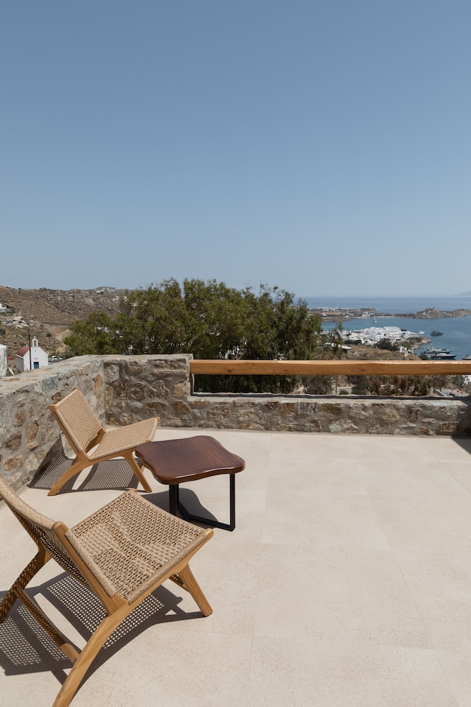 Junior Studio Suite, Sea View - Photo 10