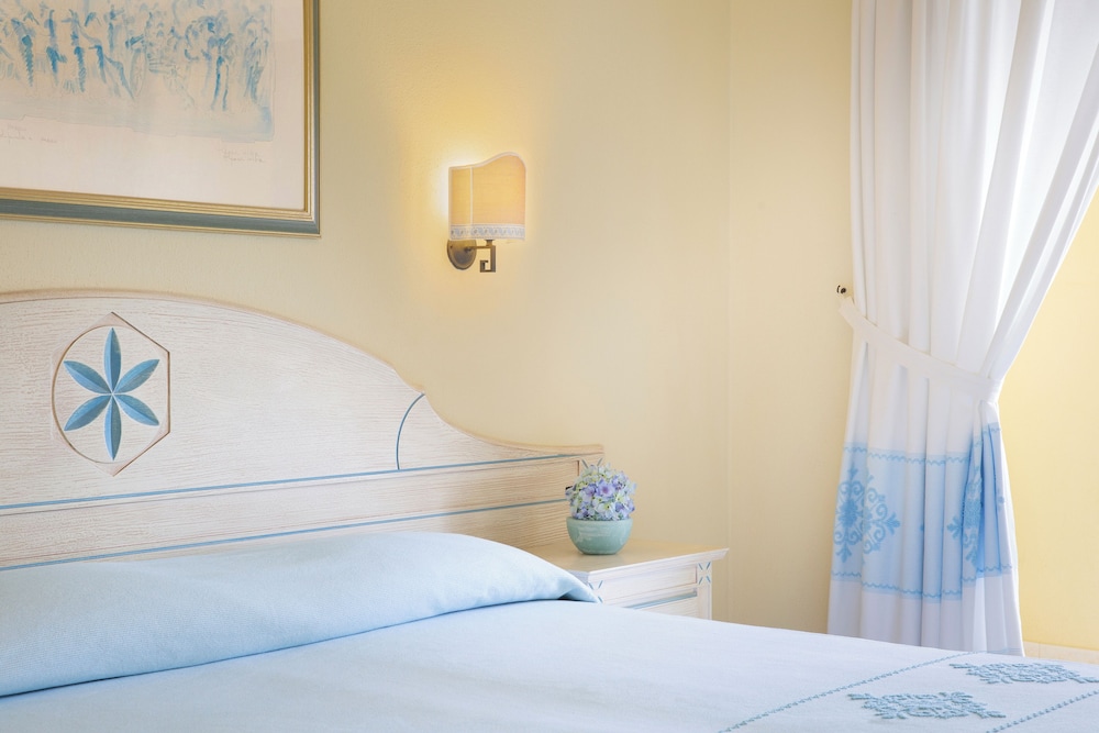 Standard Double Room - Photo 2