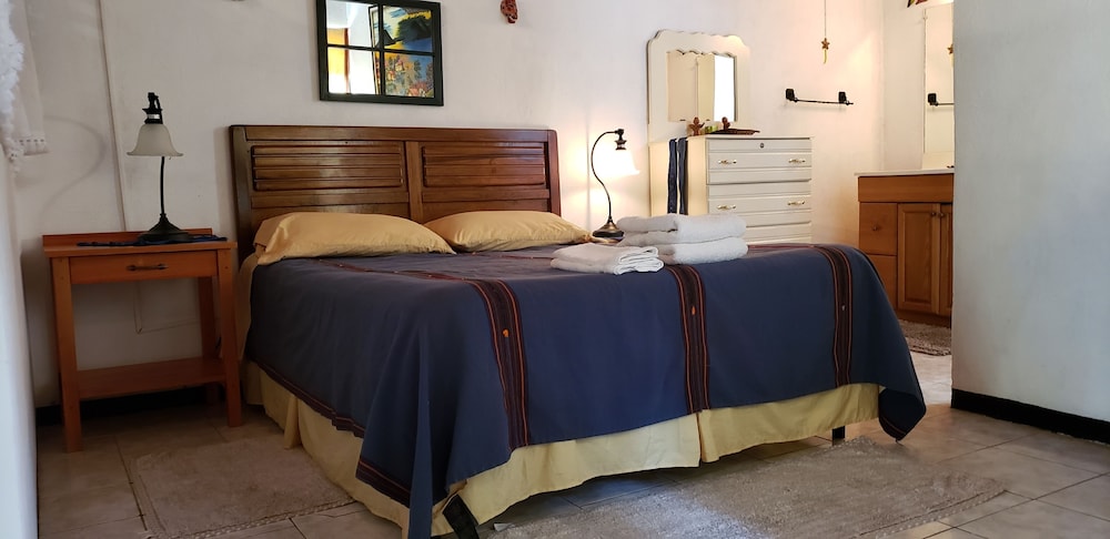 Deluxe House, 1 Queen Bed
