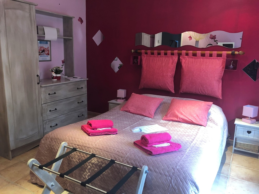Comfort Double Room, 1 Bedroom (Romantique) photo 1