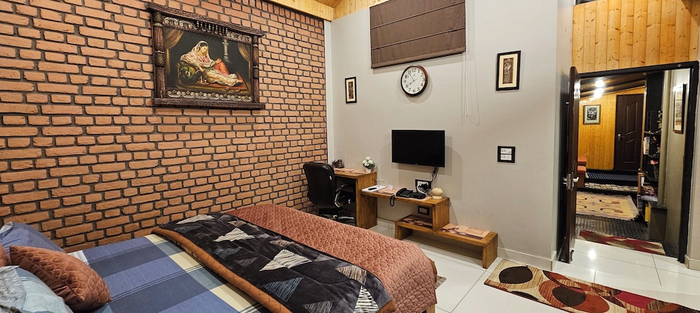 Teak Royal Suite (2BHK) - Photo 4