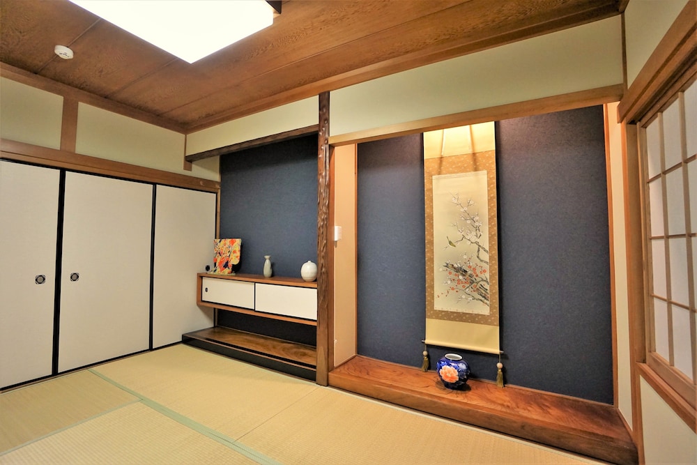 Traditional Room