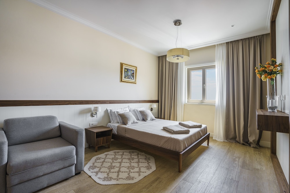 Apartment, 2 Bedrooms, Sea View (F-711) photo 3