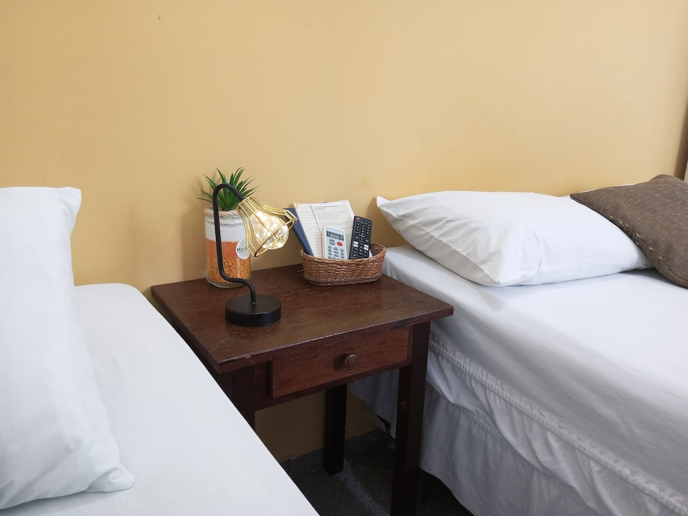 Quarto Duplo Solteiro -Standard - Duas Camas De Solteiro photo 3
