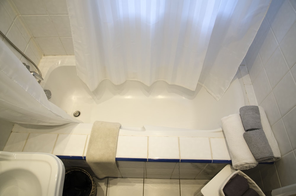 Double Room (Ivoire) photo 3