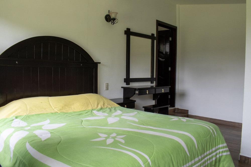 Standard Room photo 2