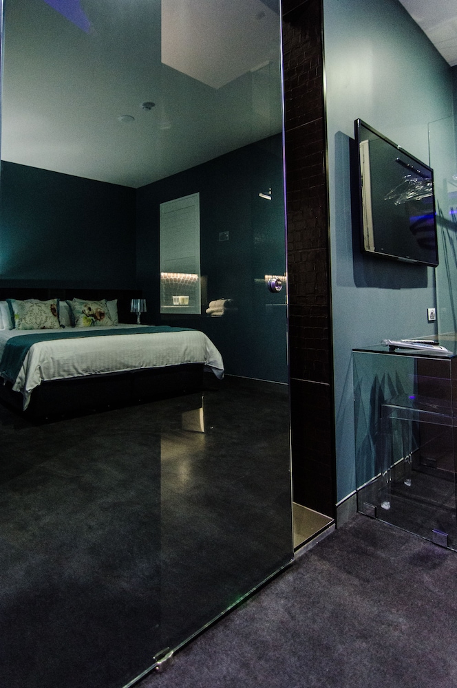 Standard Room, 1 King Bed (Room 3) photo 3