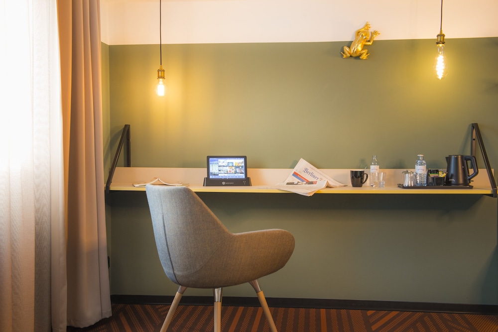 Double Room with Spree view - Photo 2