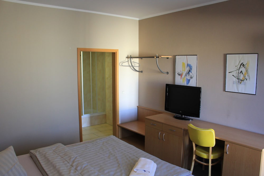 Deluxe Single Room photo 3