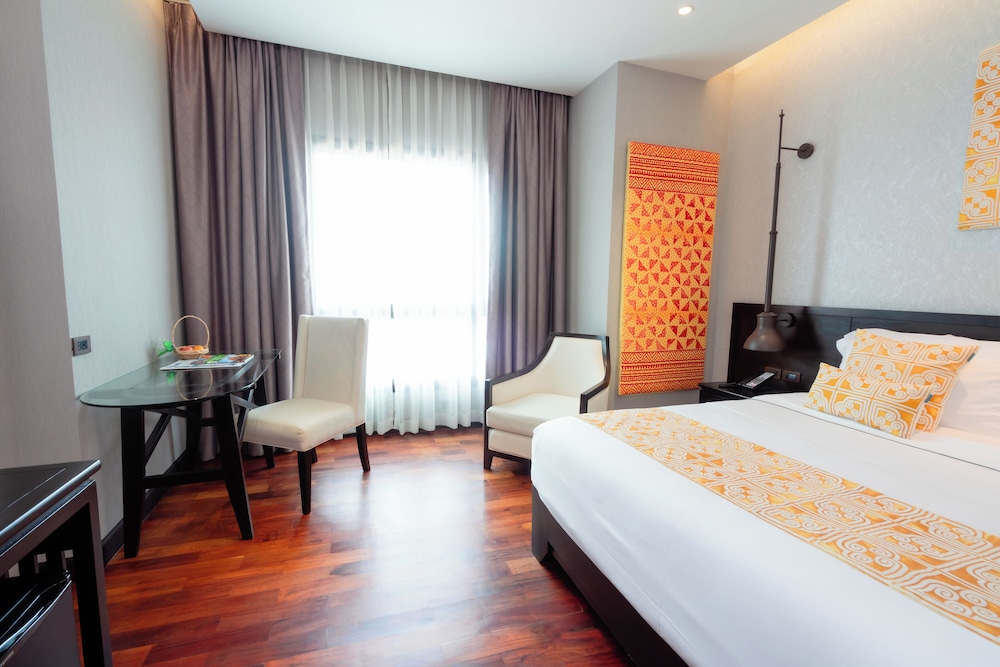 Deluxe Double Room, 1 Double Bed, City View - Photo 4