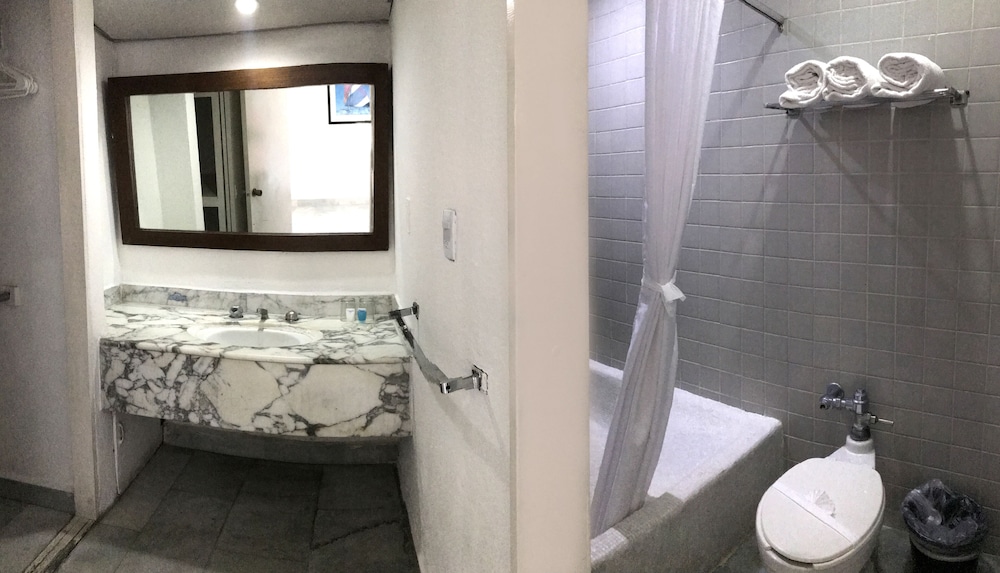 Standard Room, Beach View photo 2