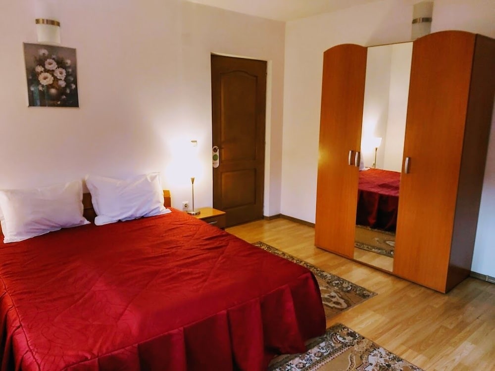 Economy Double Room, Hill View, Garden Area photo 3