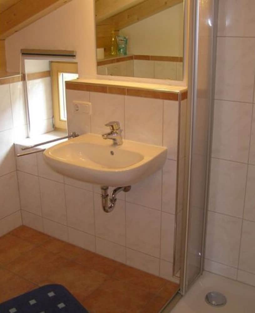 Apartment photo 3