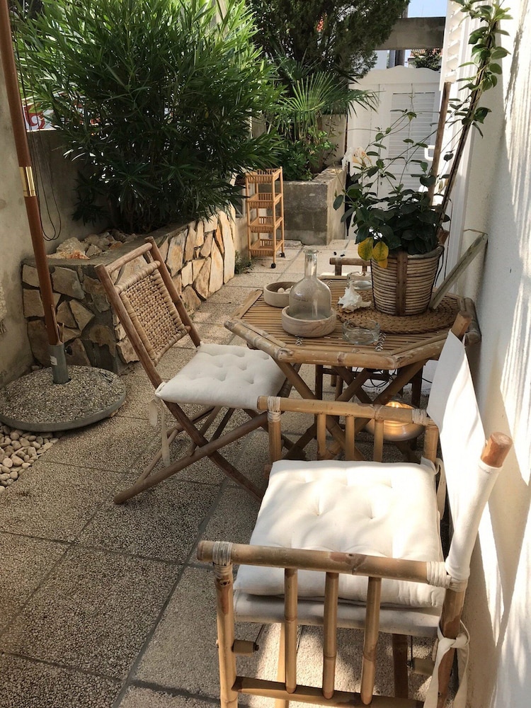 Apartment (One Bedroom Apartment with Terrace)