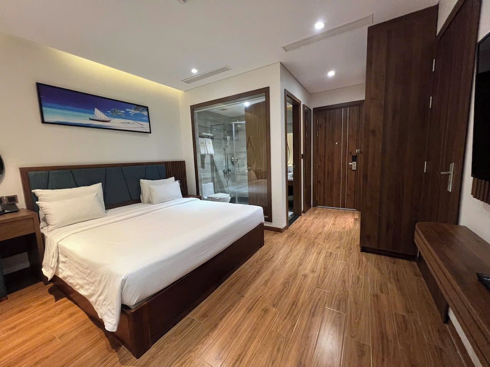 Connecting Room for 4 People - 2 Rooms Provided