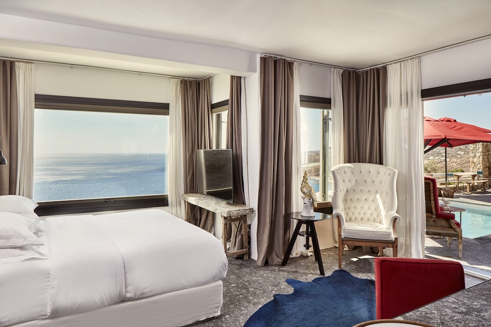 Grand Suite, Private Pool, Sea View (Mystique)