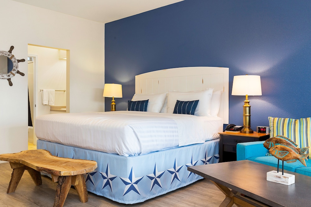 Standard Room, 1 King Bed photo 1