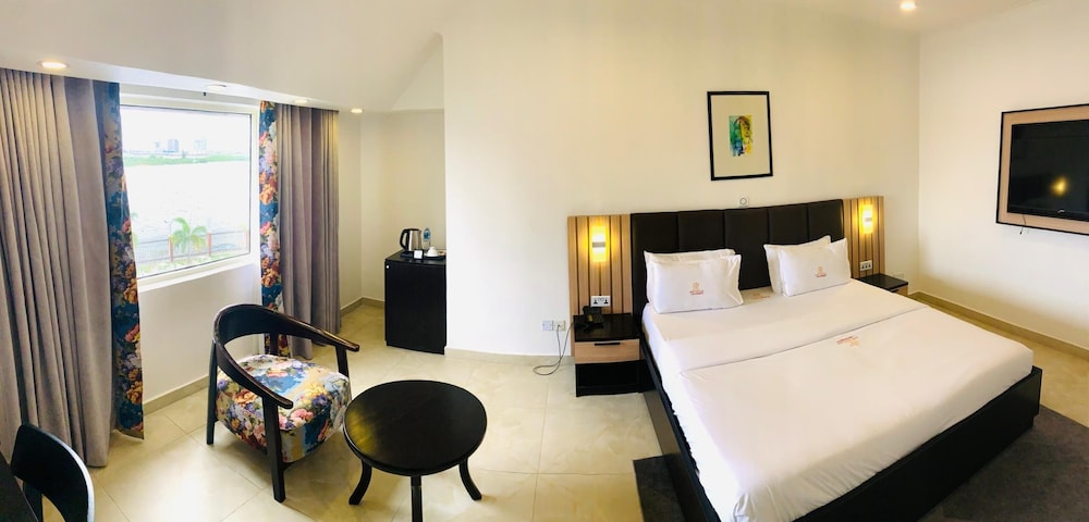 Deluxe Room, Lagoon View