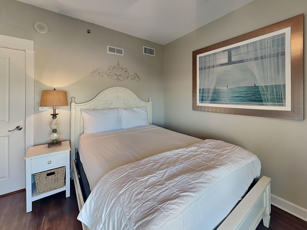 Condo, Multiple Beds, Balcony, Beach View (#201 - No Pets)