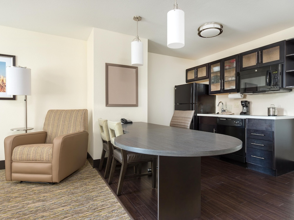 Suite, 1 Bedroom, Accessible (Comm, Accessible Tub) photo 1